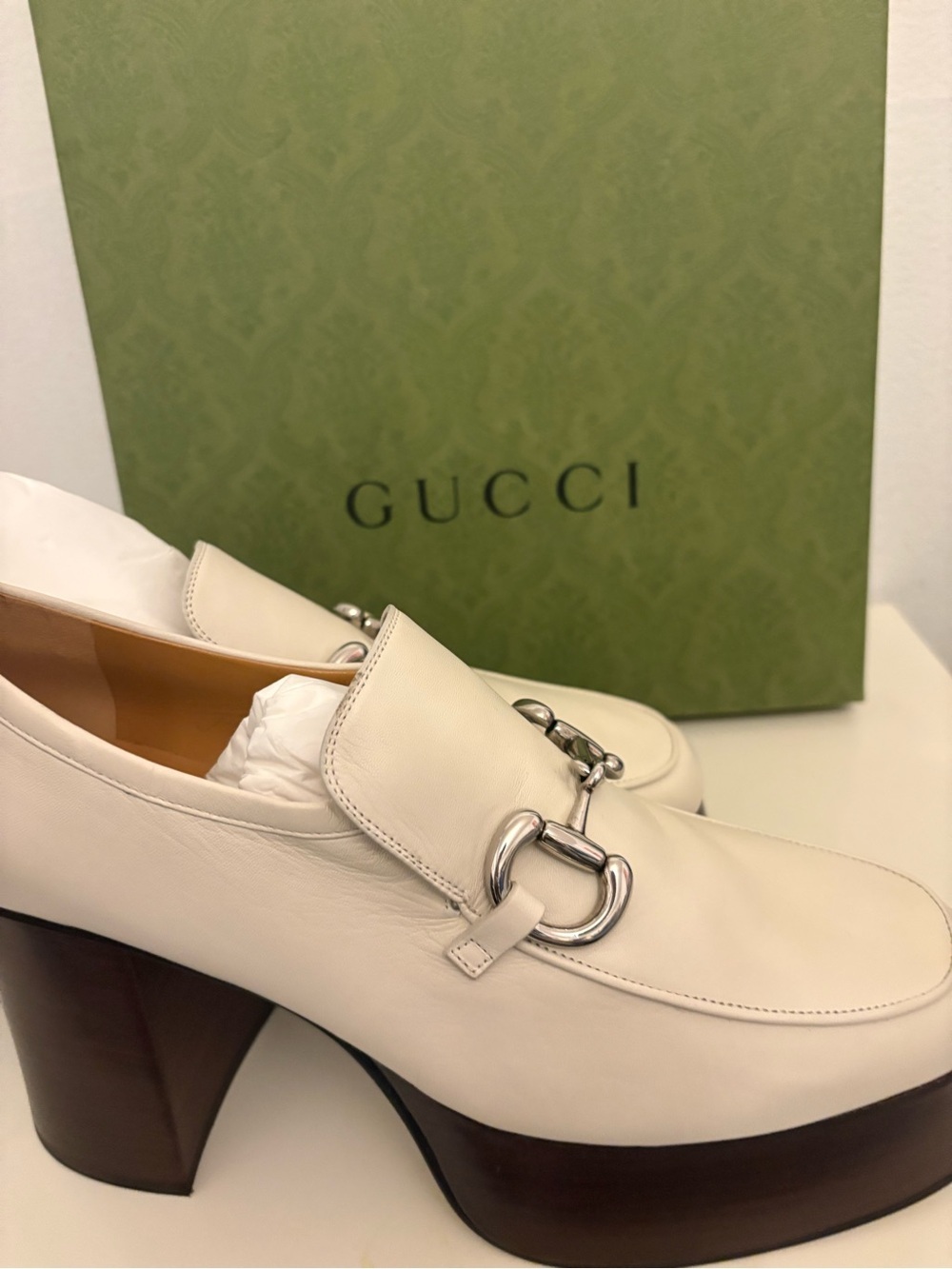 Gucci White Leather Horsebit Platform Loafers